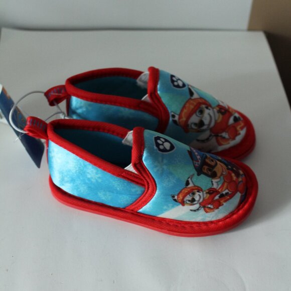 Paw Patrol  Slippers Size 5/6 Rubber Bottoms - Picture 3 of 3